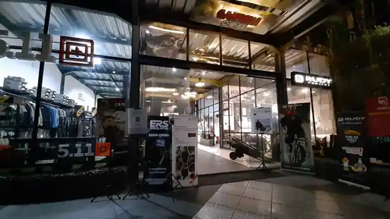 ERS Simulator Racing Studio — studio interior
